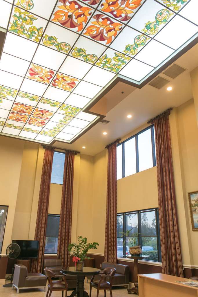 San Bernardino Inn & Suites Interior foto